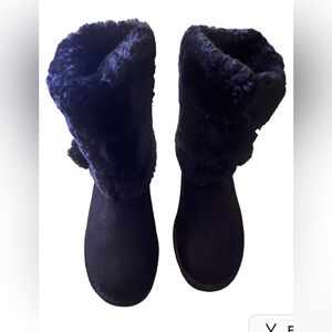 Cozy Black Fur-Lined Winter Boots